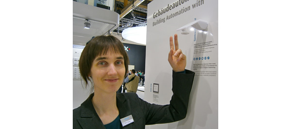 Elsner's Rita Buse highlights the Suntracer KNX sl weather station.