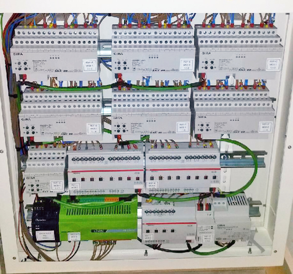 Design-Innovation-KNX-Panel-Builder