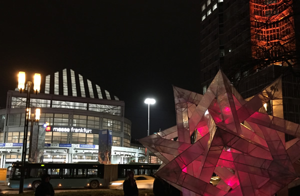 Light+Building 2016 was held at the Messe Frankfurt at the same time as the Luminale city-wide festival of light.