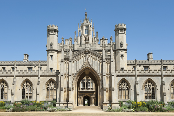 The magnificent St. John's College was founded in 1511 but has some parts dating back to the 1200s. It required a lighting control solution as part of the refurbishment of the New Court building. 